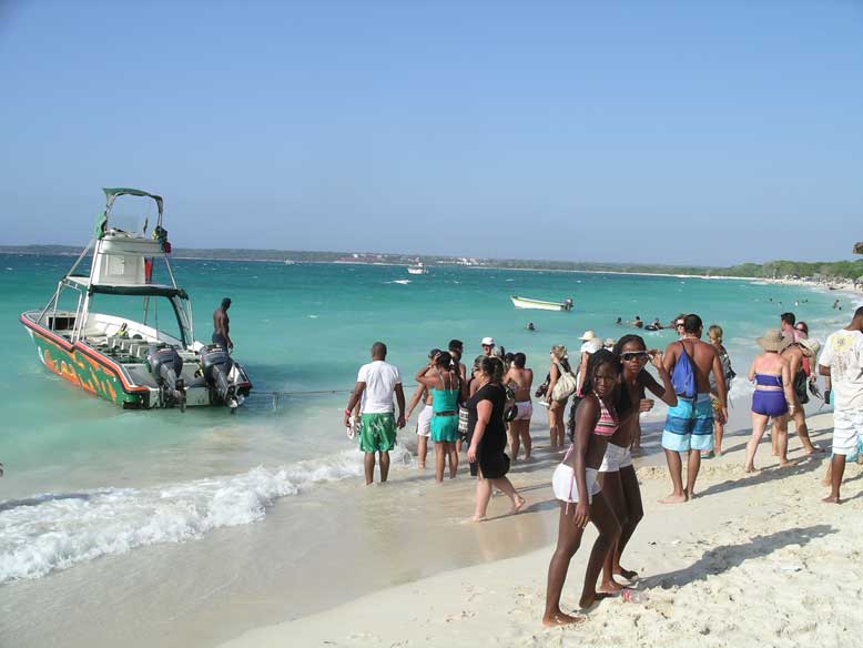 playa blanca y sus monumentos